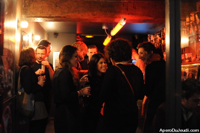 bar pour célibataires à Paris le Cavern Bar