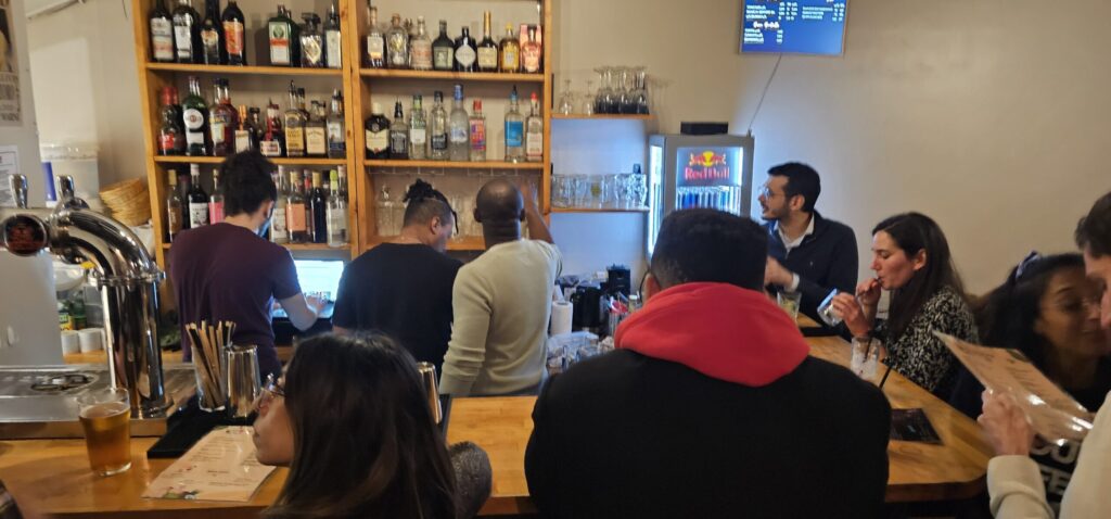 Le Yonko Bar à Odéon le nouveau bar Ludique de Paris L