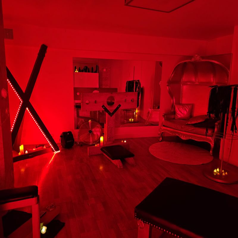 soiree libertine donjon